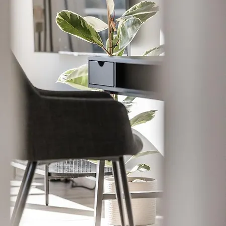 Jama - Stilvoll&modern, Zentral, Uni, Freies Parken, Grosse Gruppen, Wlan *
