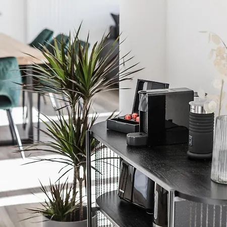 Jama - Stilvoll&modern, Zentral, Uni, Freies Parken, Grosse Gruppen, Wlan